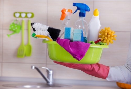 Professional window cleaning for flats and mixed-use buildings in Balham